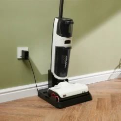 Roborock Dyad Pro Nass- & Trockensauger Kabelloser Staubsauger Mit Wischfunktion,260 W,17000Pa ,Doppelbürste,Extreme Kante 1mm -cardport shop 48a3bc1460dd1994e071f9cd6552a5b6