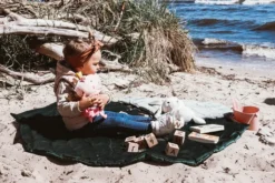 Bellochi Spielmatte Für Baby Und Kinder - Dunkelgrün - 138x120 Cm - Universal Spielteppich Zum Krabbelnlernen - Für Innen- Und Außenbereich - Weiches Veloursstoff - Blattform -cardport shop 7a5d98bc5bccf44c3bd77bbb748692c4