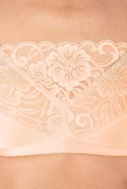 Amoena Prothesen-BH Isabel SB -cardport shop Amoena Prothesen BH Isabel SB 44820 peach 03a Korrektur 1280x1280