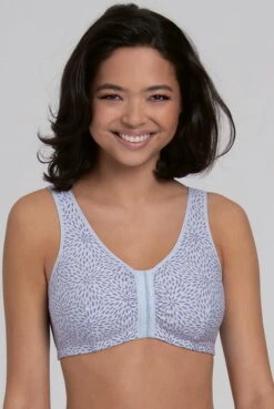 Prothesen-BH Hazel 8 Prothesen-BH Hazel -cardport shop Anita Care Prothesen BH Hazel 5765X 296 pastel blue 03 1280x1280