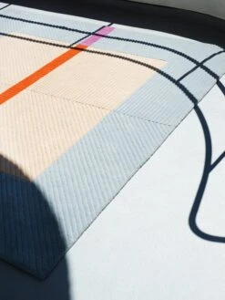 Akaatti Teppich, Beige - Hellblau 9 Akaatti Teppich, Beige - Hellblau -cardport shop Finarte Galleria JuslinMaunula Akaatti Mood 1