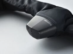 Hövding 3.0 Airbag Helm Schwarz Unisize -cardport shop hoevding 3 0 airbag helm schwarz6