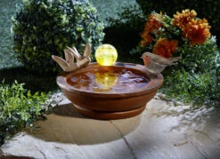 Vogeltränke Mit Solarkugel